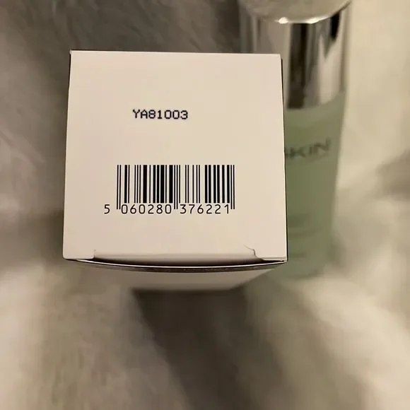 111SKIN ANTIOXIDANT ENERGISING ESSENCE - Picture 3 of 3